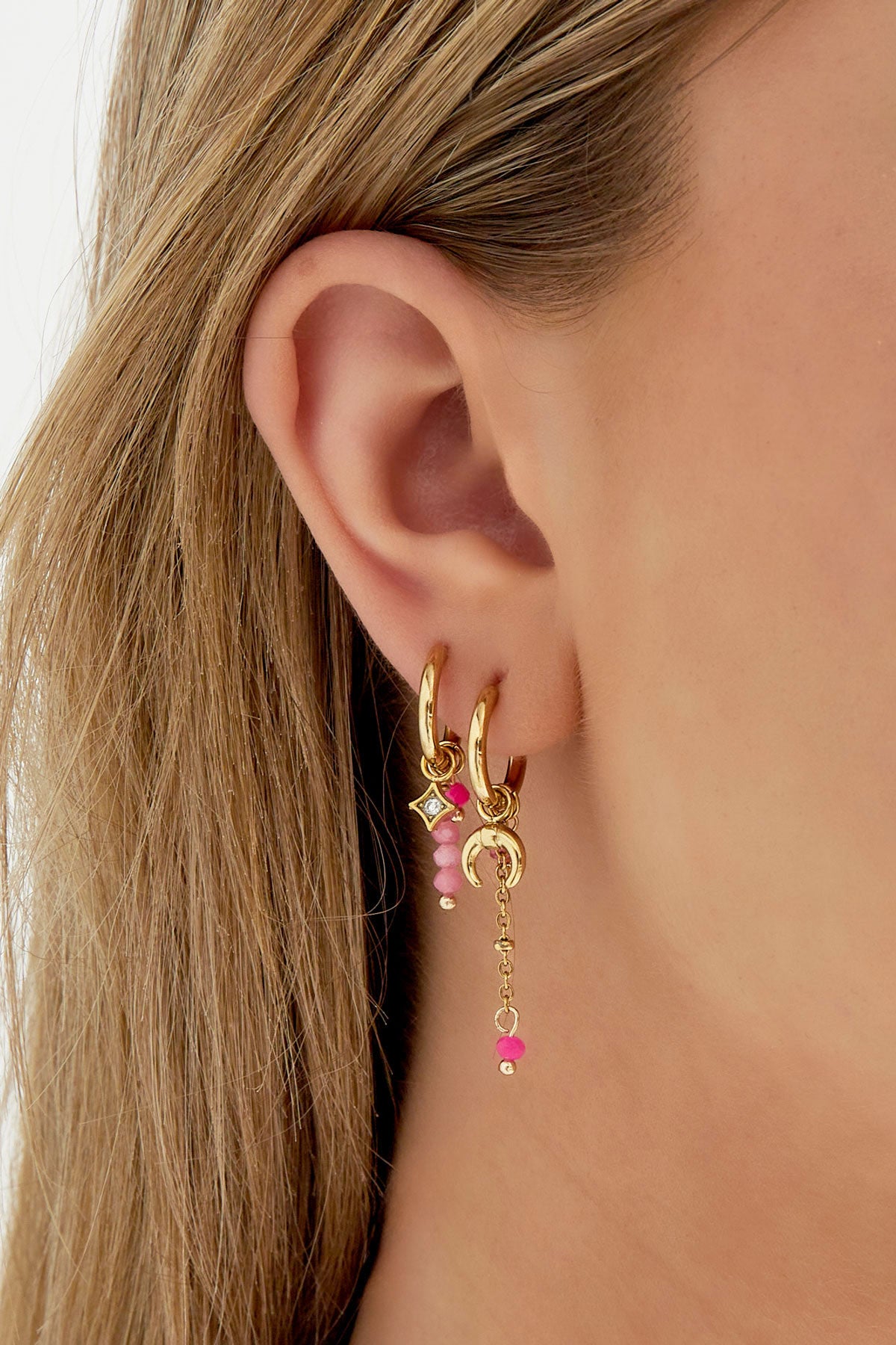 Oorringen met roze stenen