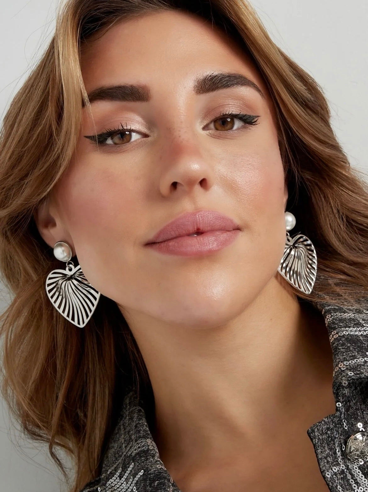 Pearl Romance - Statement hartjes met parelknopje