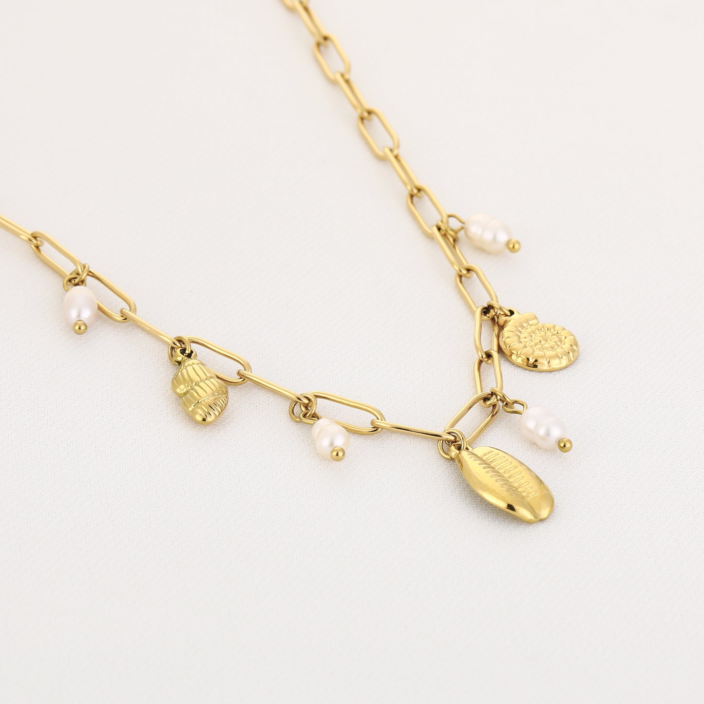Ketting met bedels