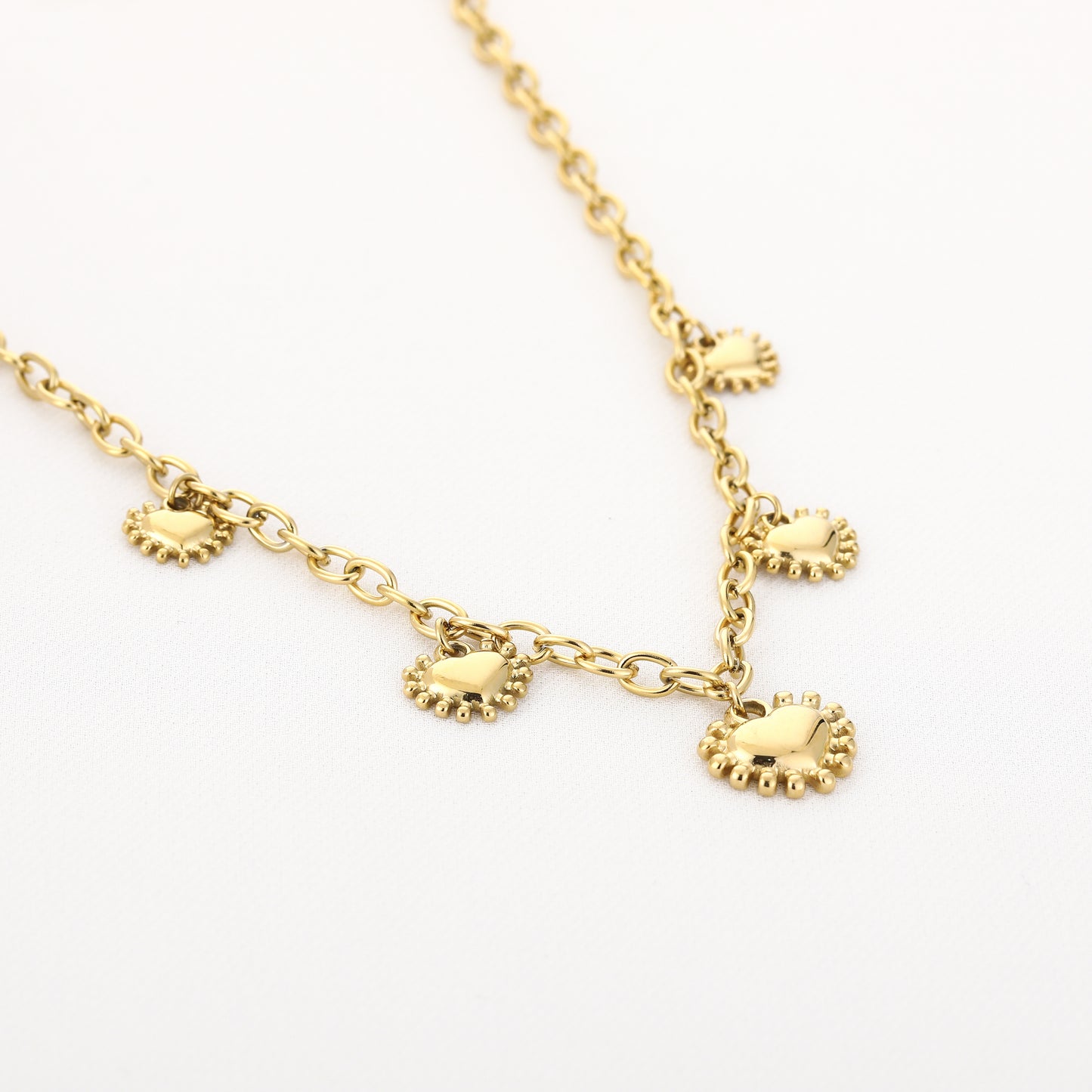 Ketting met hartjes
