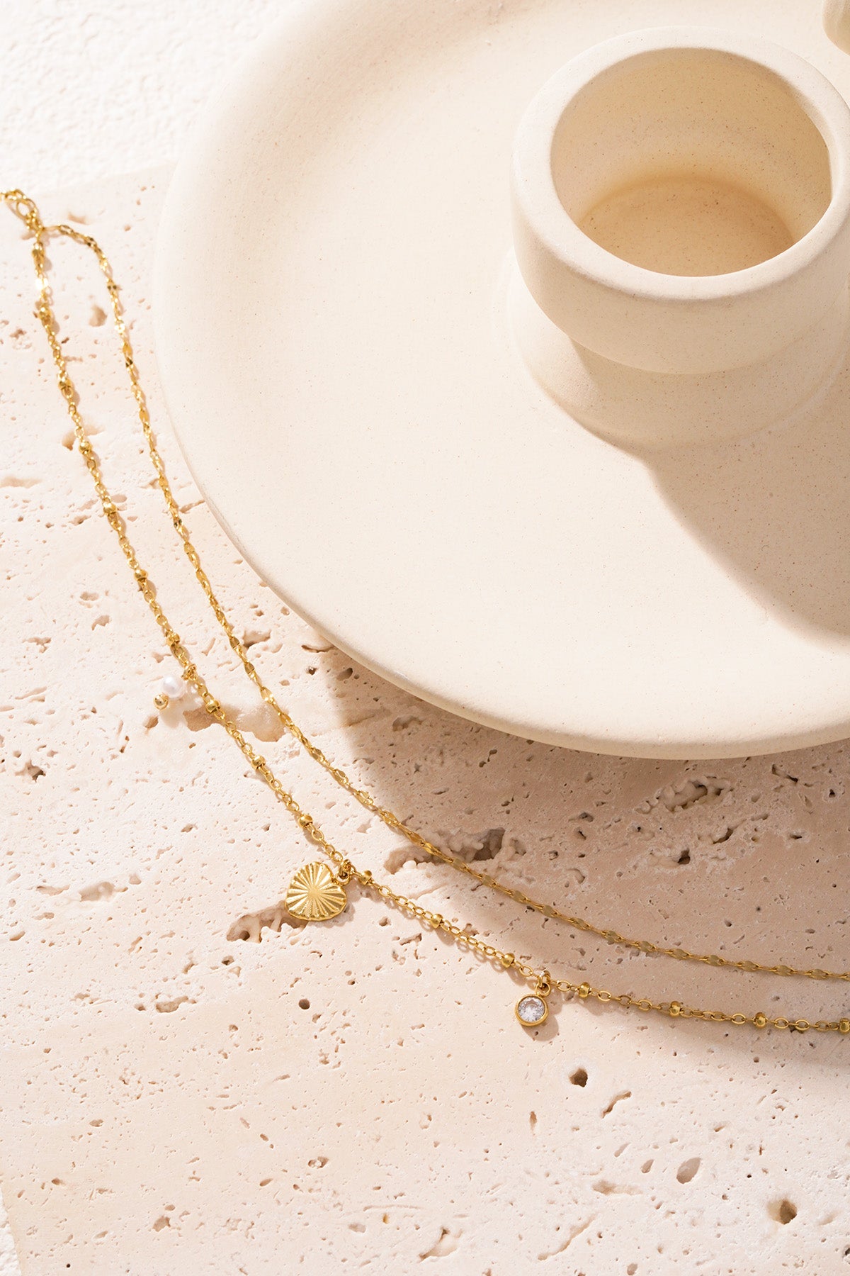 Armband met hartje en steentje