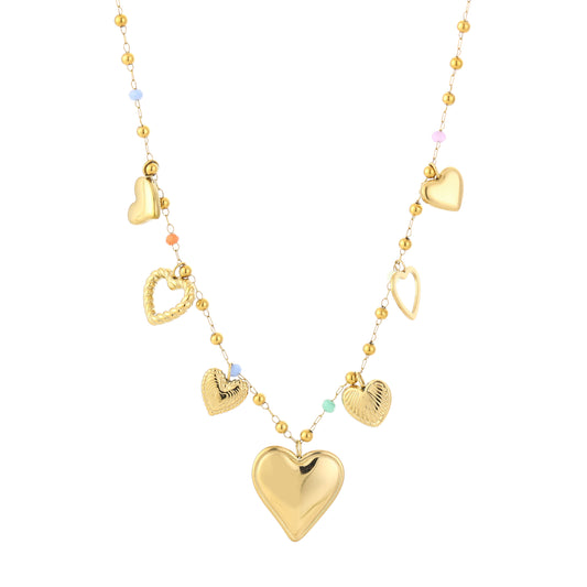 Ketting met hartjes en gekleurde steentjes