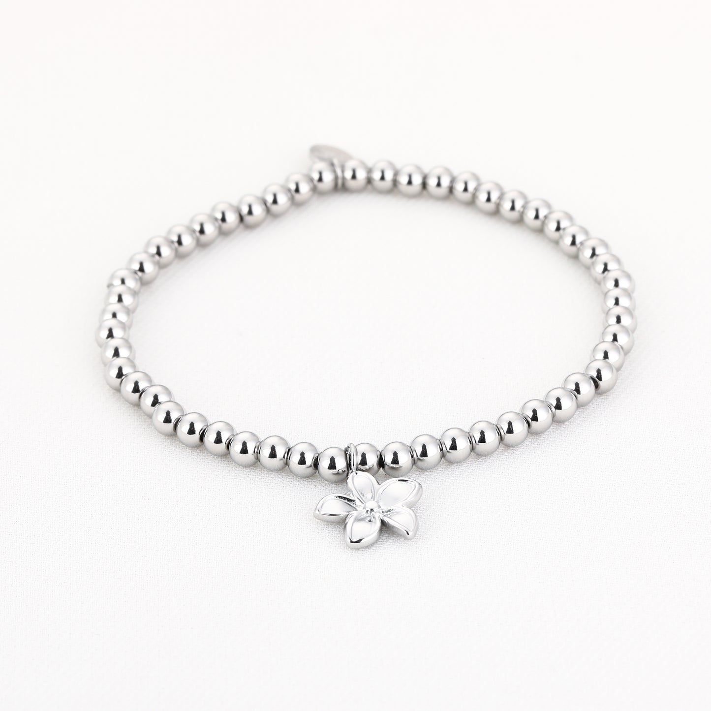 Beaded Blossom - Armband met kralen en bloem